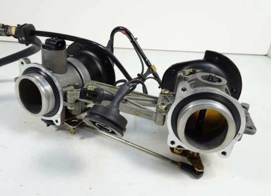 Gasklephuis Ducati 749  999