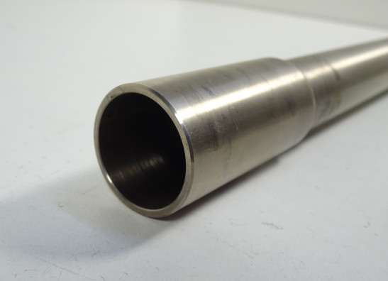 Axle front KTM 690 Duke 4