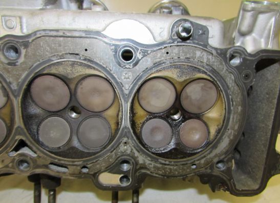 Cylinder head Honda CBR Fireblade
