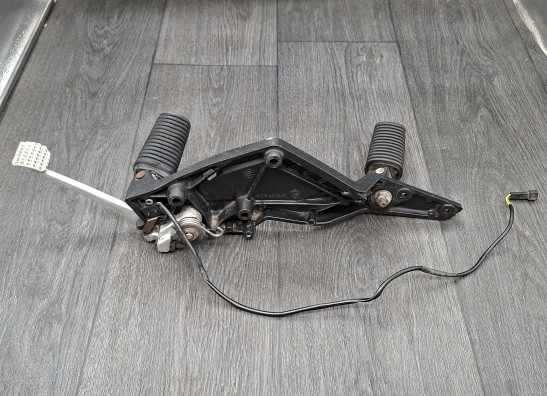 Fussrastetrager vorne rechts BMW K 1100 LT