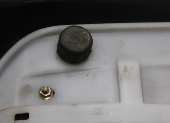 Zadel Suzuki RGV 250