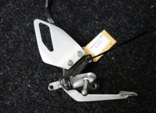 Main step holder right Yamaha XSR 900
