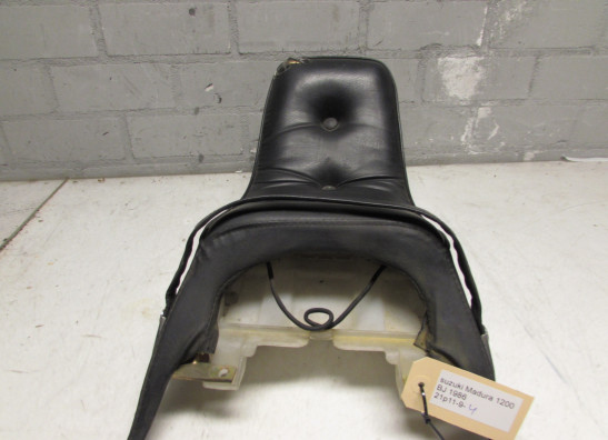 Zadel Suzuki Madura 1200