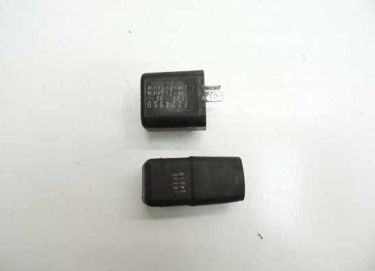 Relais unit Suzuki VX 800