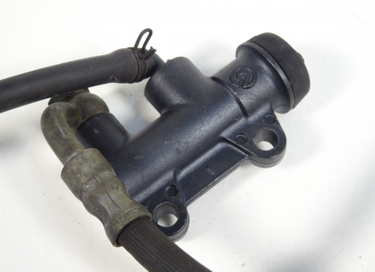 Rempomp achter Ducati 600 SS Supersport