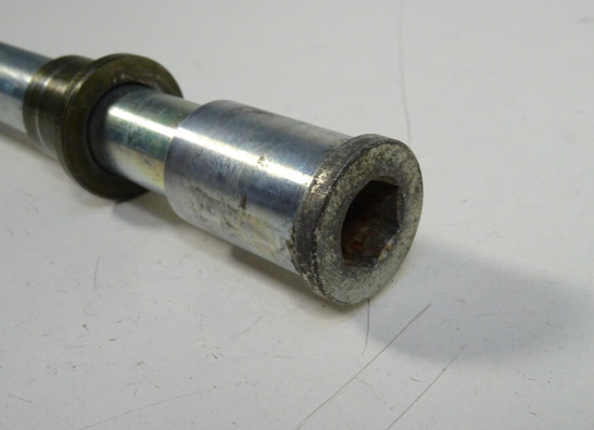 Axle front Kawasaki Z 750