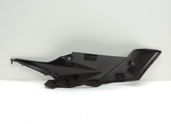 Seitenverkleidung links klein Suzuki GSR 750