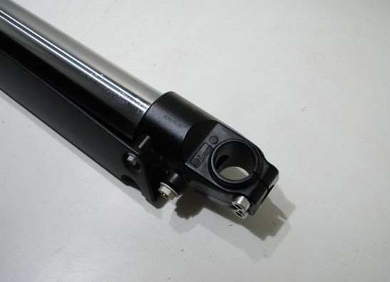 Voorpoot rechts compleet KTM 690 SMR