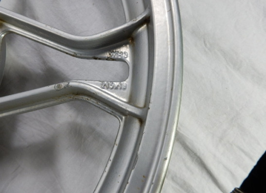 Voorwiel compleet Moto Guzzi 850 T3 T4