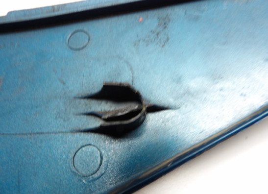 Cowl right small Honda VT 600