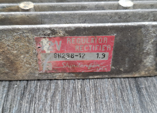 Spanningsregelaar Honda GL 500 Silver Wing Interstate