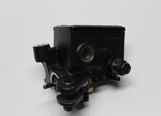 Front brake master cylinder  Yamaha XJ 6 N