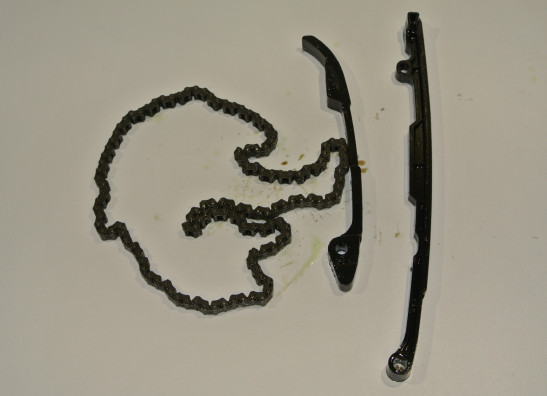 Distribution chain Kawasaki Z 750