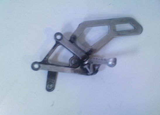 Fussrastetrager vorne links Aprilia RSV 1000