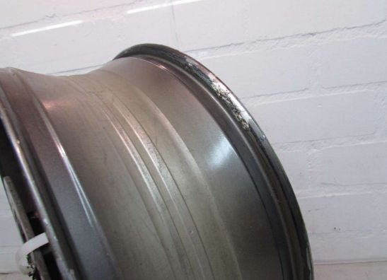 Achterwiel compleet Suzuki TL 1000