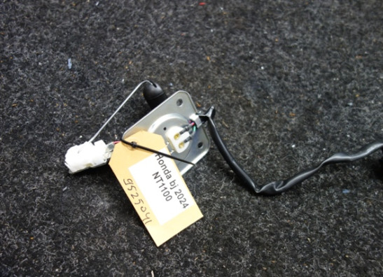 Fuel level meter Honda NT 1100 DCT