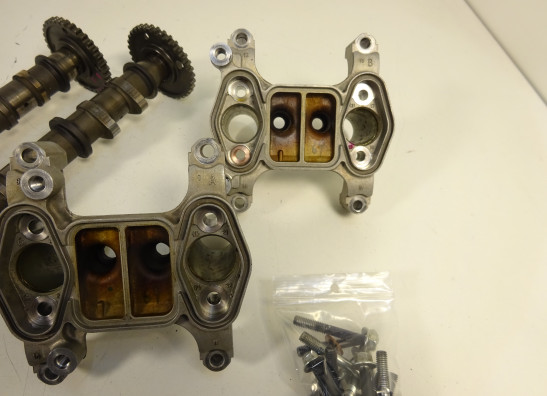 Camshaft Suzuki GSR 600