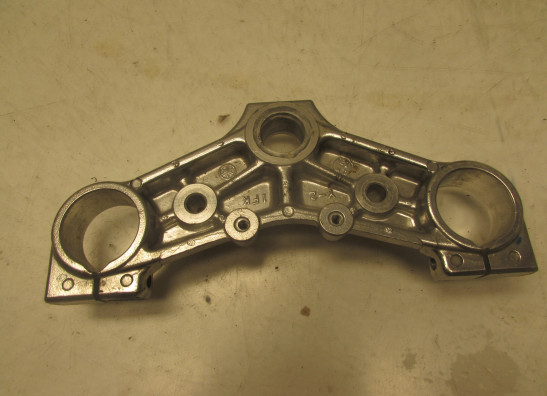 Fork top bridge Yamaha V max