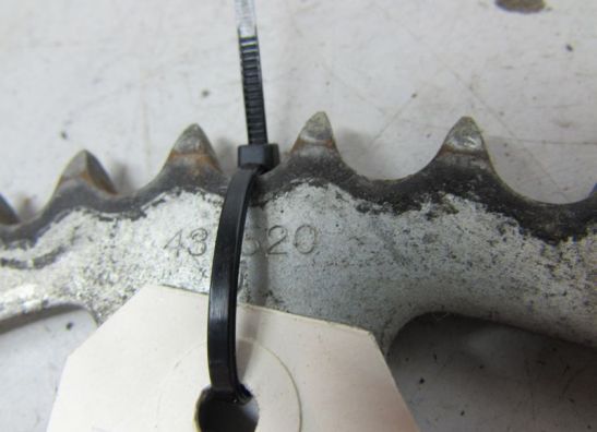 Achtertandwiel Suzuki RGV 250