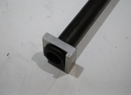 Rear axle Yamaha TDM