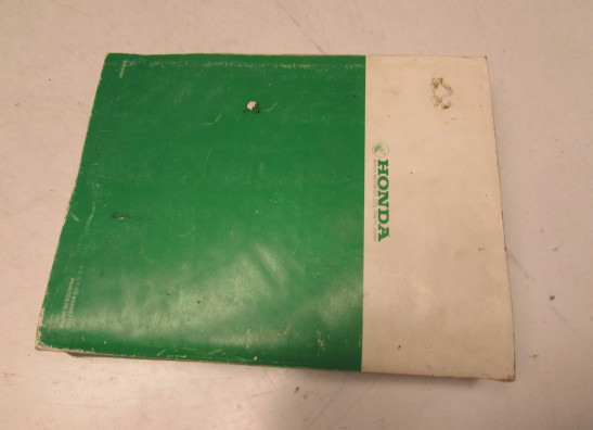 Instructieboekje Honda VF 700  750 F