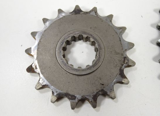 Tandwiel Yamaha YZF R1