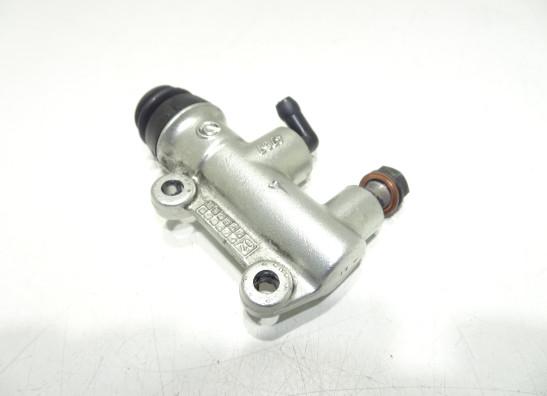 Rempomp achter Ducati 749  999