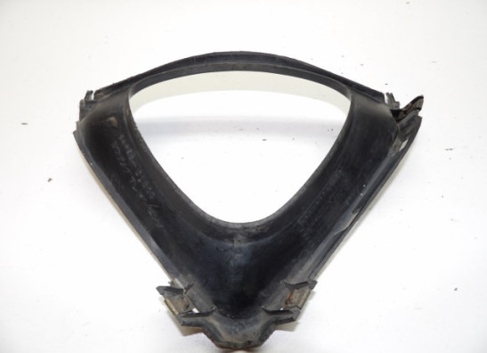 Cowl V shape under Kawasaki GPZ 750
