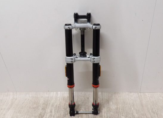 Voorpoten compleet Husqvarna Svartpilen 125