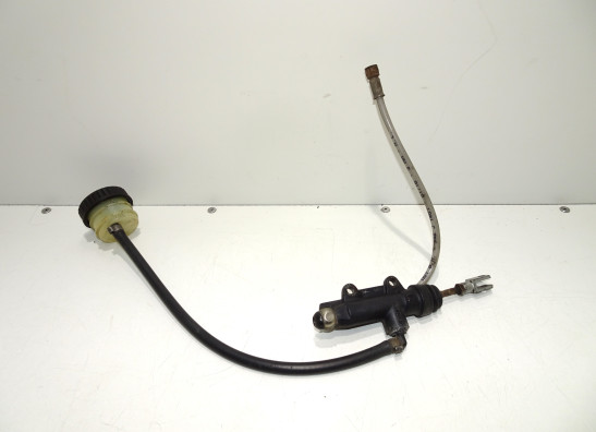 Rempomp achter BMW K 1200 RS