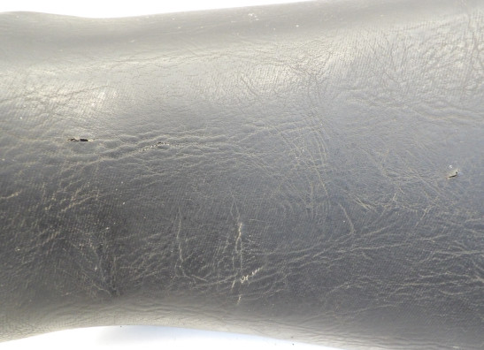 Zadel Honda VF 750 F