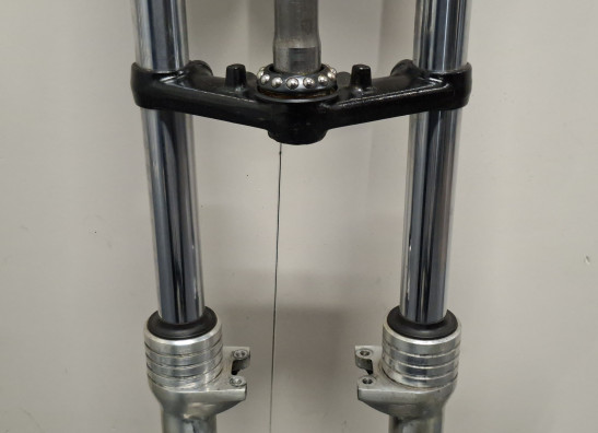 Voorpoten compleet Honda VF 700  750 S Sabre