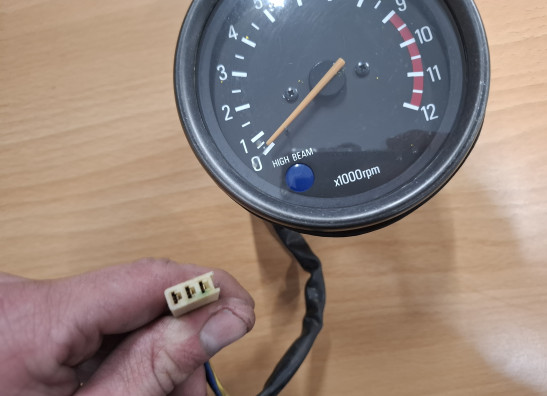 Teller Yamaha XS 360