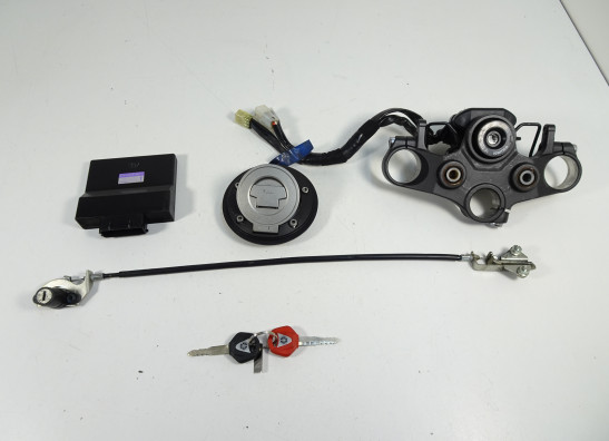 Key set Yamaha Tracer 700