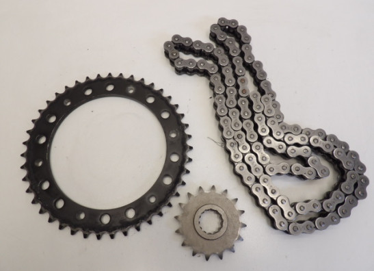 Ketting en tandwielset Honda VFR 750