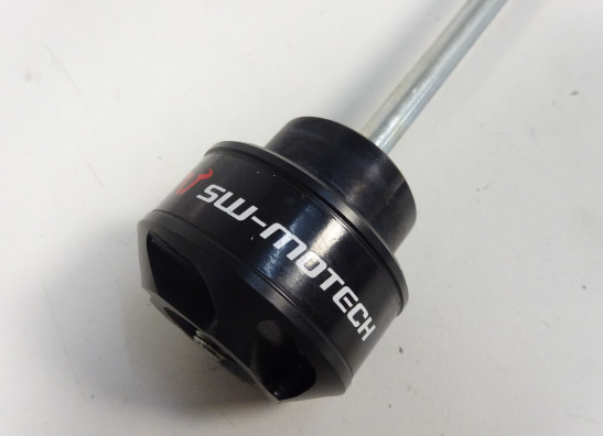 Axle front Yamaha Tracer 900