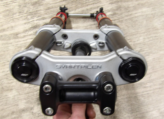 Voorpoten compleet Husqvarna Svartpilen 125