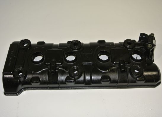 Cylinder head cover Suzuki GSX R 600