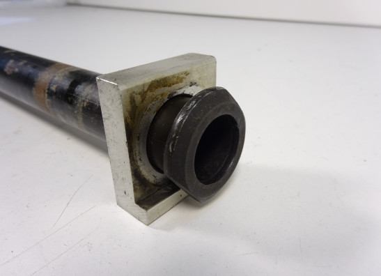 Rear axle Yamaha TDM