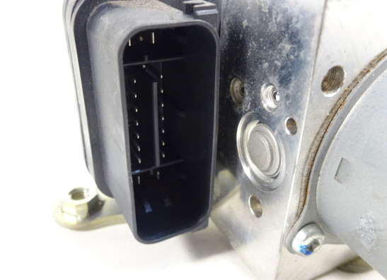 ABS pomp Yamaha Tracer 900 GT