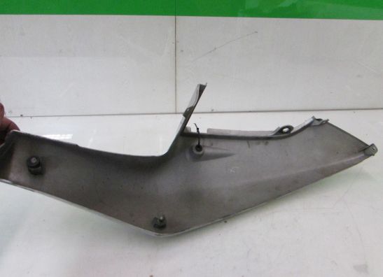 Rechter achterkant Suzuki GSX R 750
