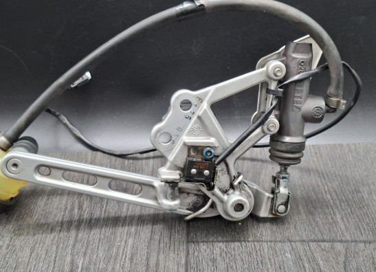 Fussrastetrager vorne rechts BMW R 1100 S