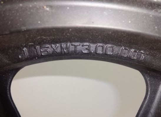 Rear wheel Kawasaki Z 650