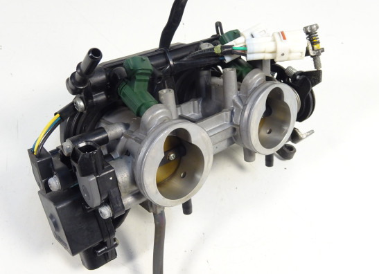 Gasklephuis Kawasaki ER 6