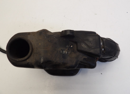 Air cleaner case Suzuki VS 700 Intruder