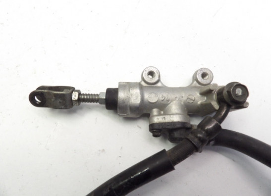 Rear brake master cylinder  Suzuki GSX R 750