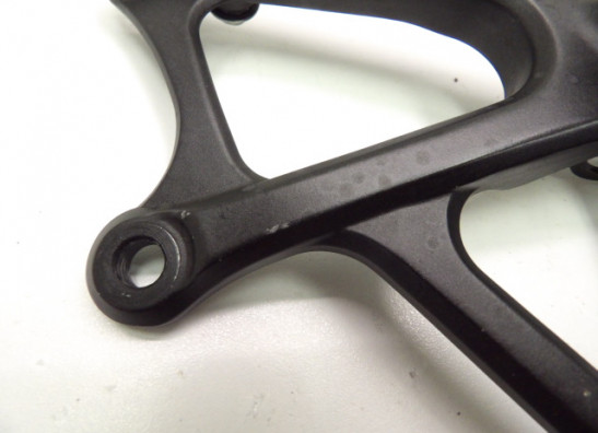 Fussrastetrager vorne rechts Yamaha YZF R1