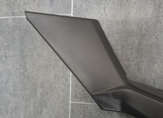 Cowl Left Suzuki DL 650 V STROM