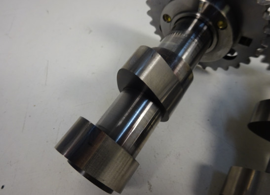 Camshaft Aprilia RSV 1000