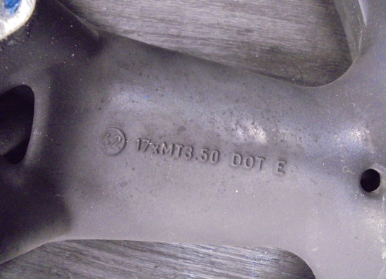 Felge vorne Triumph Trophy 1200